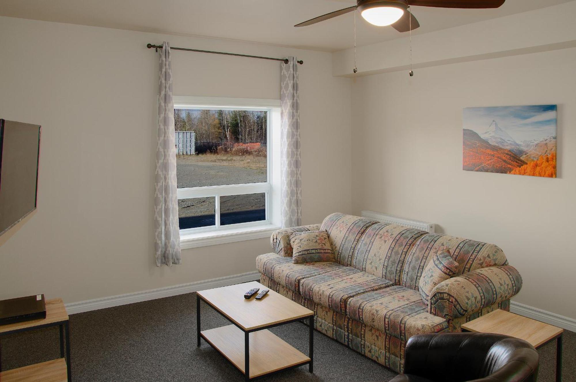 Kirkland Lake Prospectors Inn מראה חיצוני תמונה